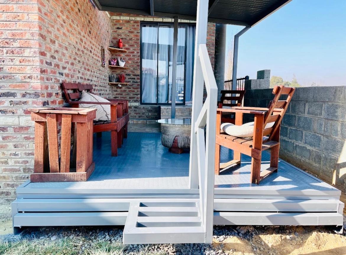 Moh Ville Guest House 마세루 외부 사진